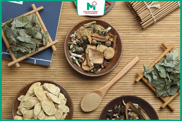 lá đông y chữa ngứa vùng kín