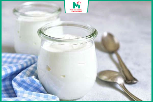 sữa chua chữa ngứa vùng kín